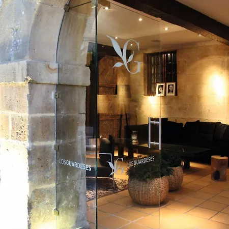 Hotel Guardeses 3*