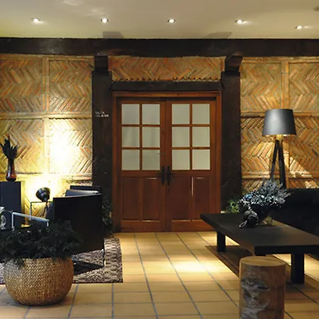 Hotel Guardeses Solares