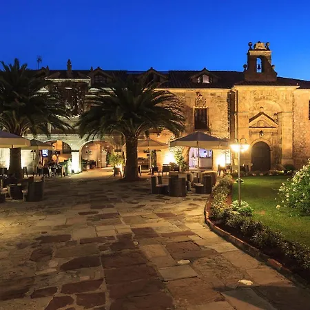 Hotel Guardeses Solares