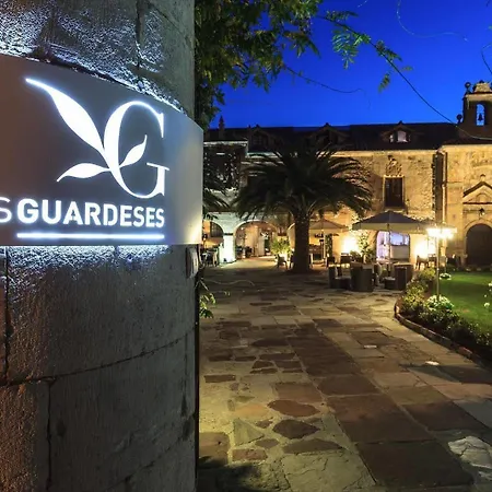 Guardeses 3* Solares