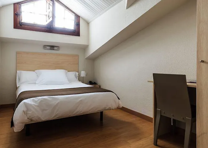 Guardeses 3* 솔라레스