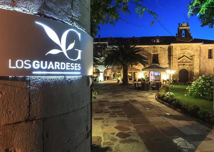 Guardeses 3* 솔라레스